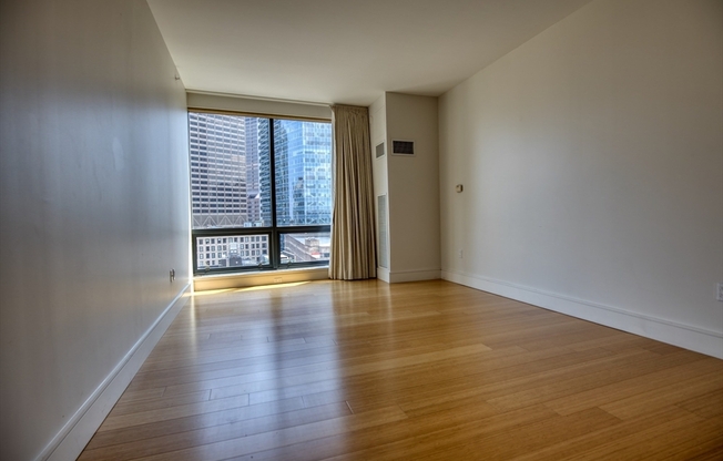 2 beds, 2 baths, 1,291 sqft, $5,750, Unit 1405