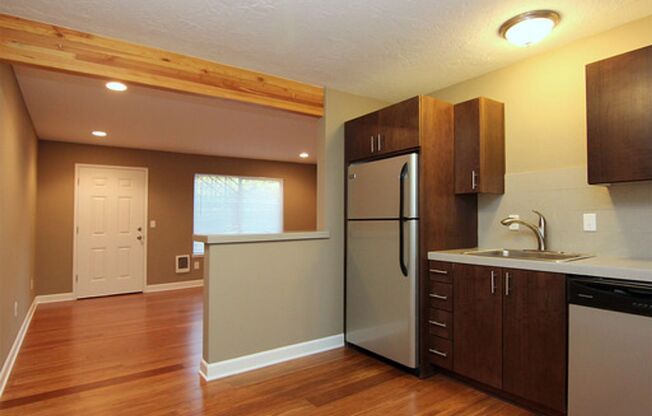 7350 SW Barbur Blvd., Apt 14