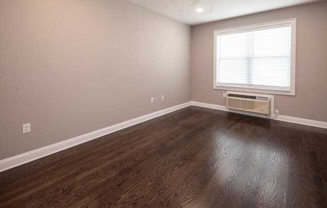 2 beds, 2 baths, 1,331 sqft, $3,195, Unit 203