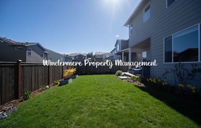 Stunning and spacious 5 bed in McCormick Village!