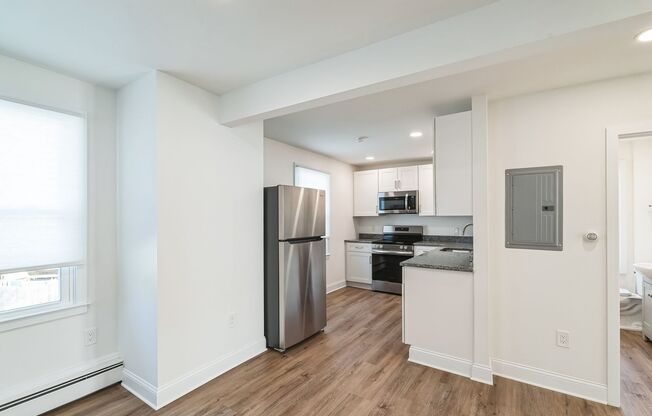 Recently Renovated 3-Bedroom Hidden Gem in Willow Grove!