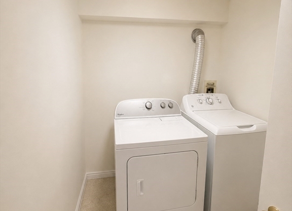 3 beds, 3.5 baths, 1,900 sqft, $4,800, Unit TH-3