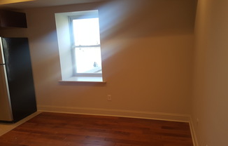 2 beds, 2 baths, 1,000 sqft, $1,500