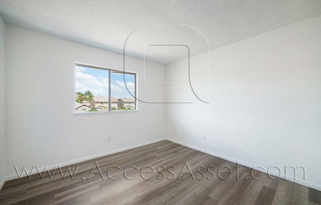 2 beds, 1 bath, $2,125