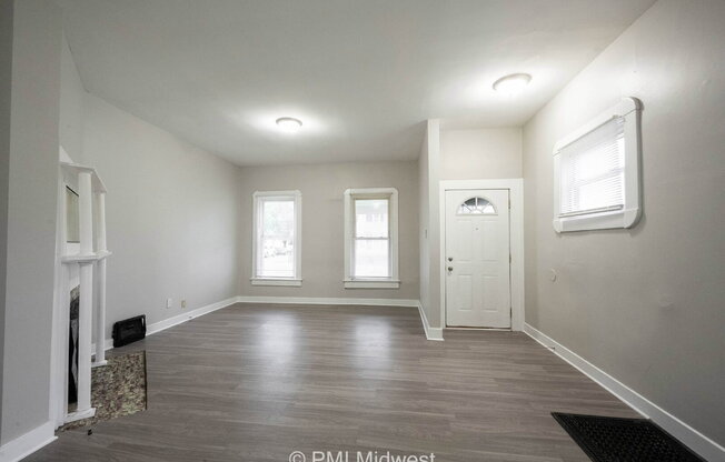 103 N STATE AVE