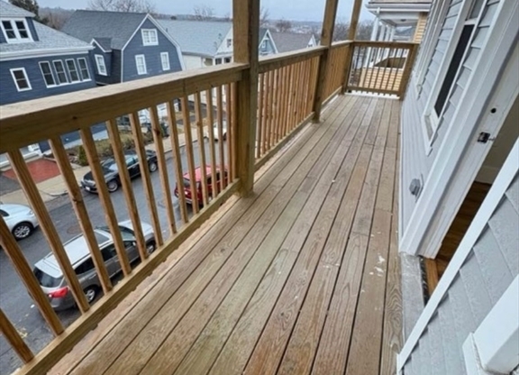 32 WESTMORE RD