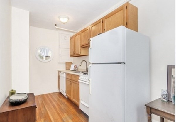 1607 Commonwealth Ave