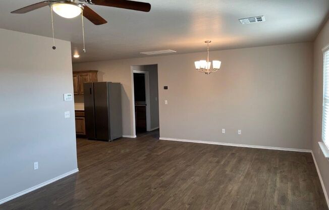 500 off your move in before June 1st !  55+ Community!  All appliances and lawn care  included!