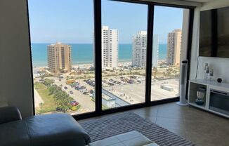 2 beds, 2 baths, $2,350, Unit #16A4