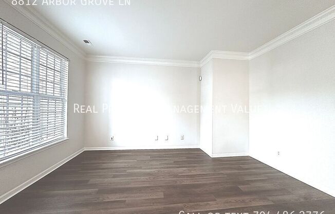 8812 ARBOR GRV LN