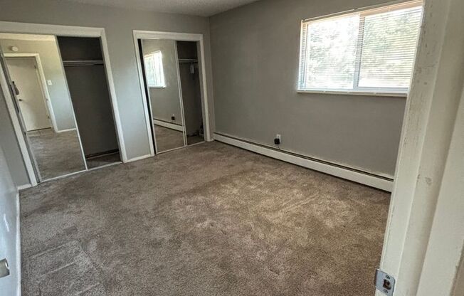 Modern Comfort & Mountain Views — 1 & 2 BR Apartments in Prime East Colorado Springs Location!