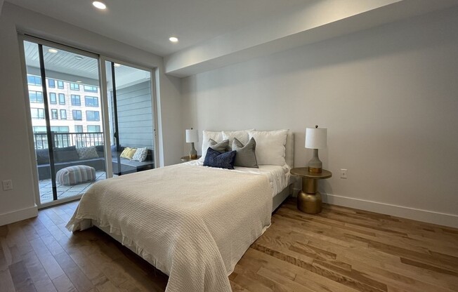 2 beds, 2 baths, 1,060 sqft, $4,000, Unit 409