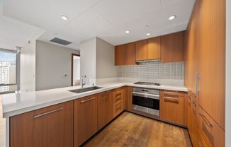 1 bed, 1 bath, 881 sqft, $4,800, Unit 1514