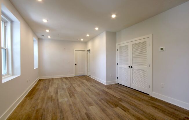 1 bed, 1 bath, 621 sqft, $1,535, Unit 303