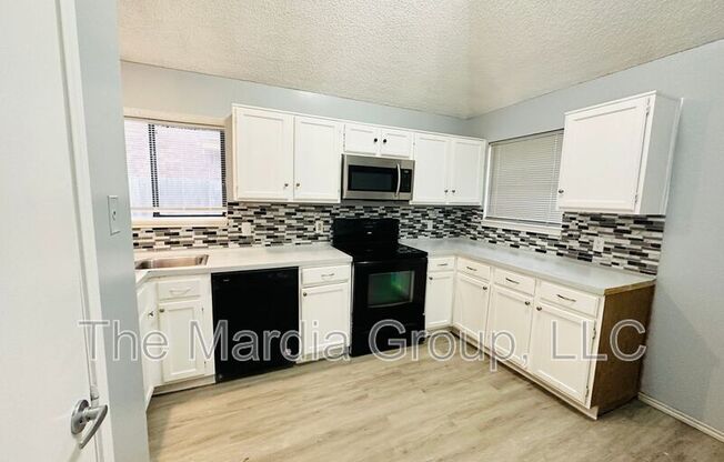 1646 HANCOCK DR