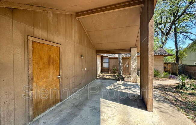 1004 MILFORD WAY