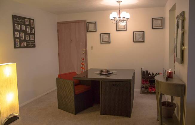 Welcome to Kingston Place Apartments
