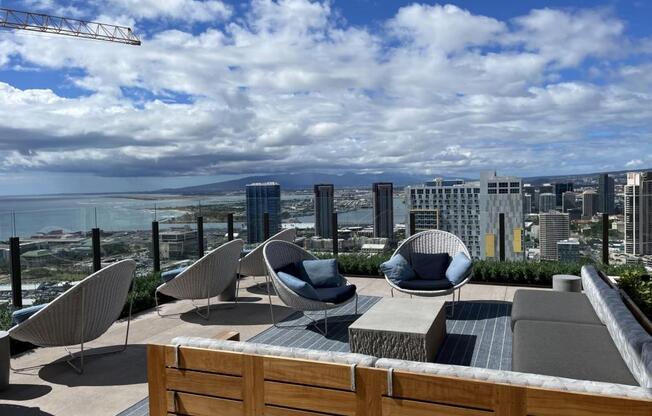 1 bed, 1 bath, 563 sqft, $3,800