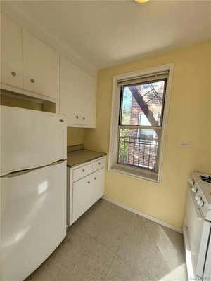 Studio, 1 bath, 525 sqft, $1,695, Unit 4J