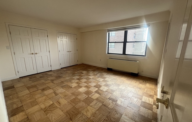 2 beds, 2 baths, 1,315 sqft, $4,250, Unit 14N