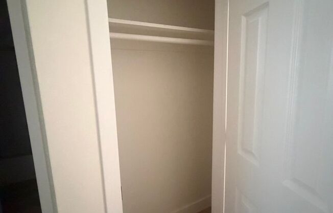 2 beds, 1 bath, 825 sqft, $2,650, Unit C