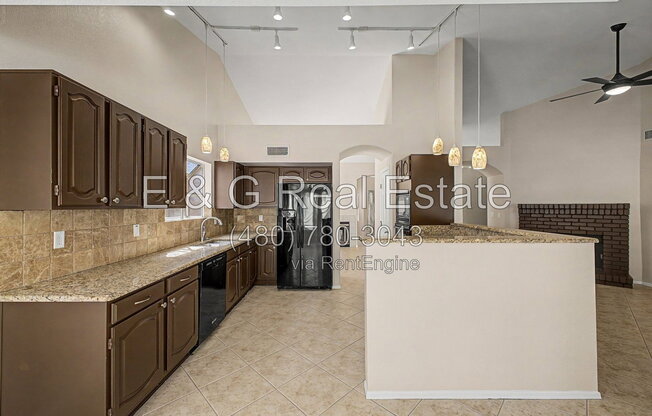 3 beds, 2 baths, 1,930 sqft, $2,750