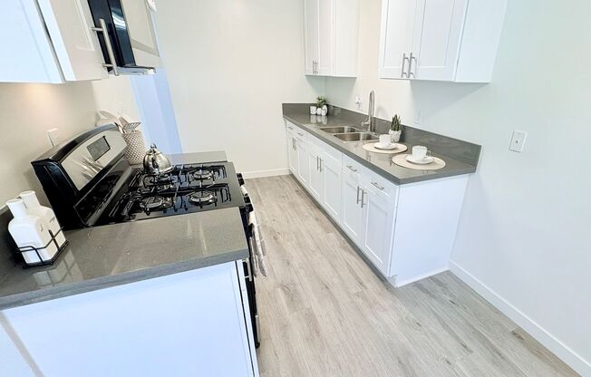 Los Olivos Apartments