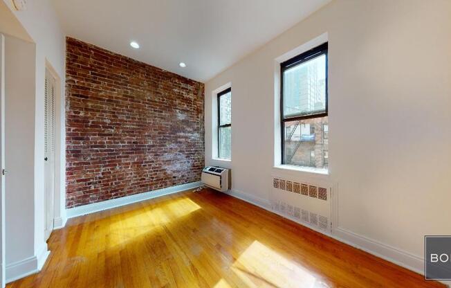 1 bed, 1 bath, $2,750, Unit 5D