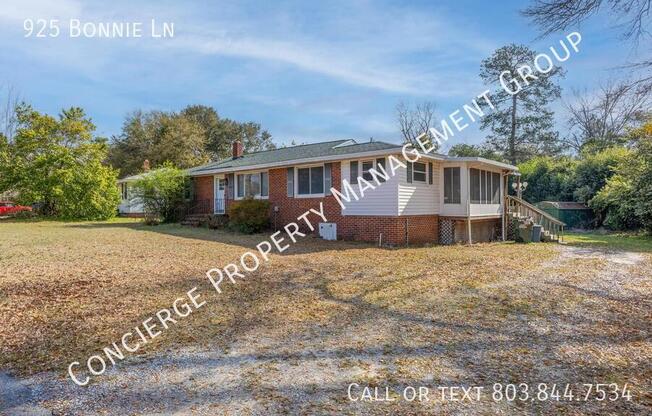 925 BONNIE LN