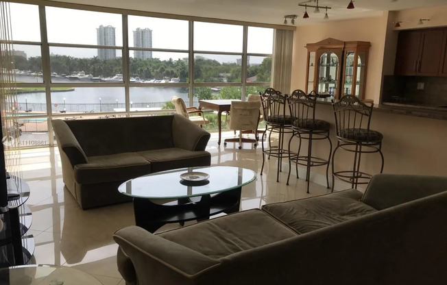 2000 Atlantic Shores Blvd