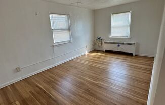 726 E Chester Pike
