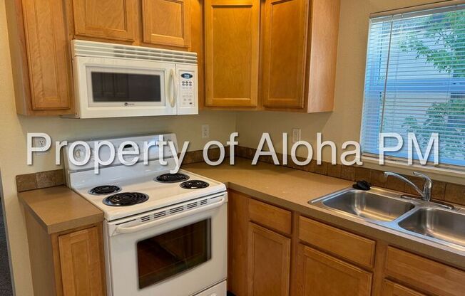 1205 W TARGEE