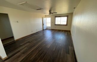 2 beds, 1 bath, $1,400