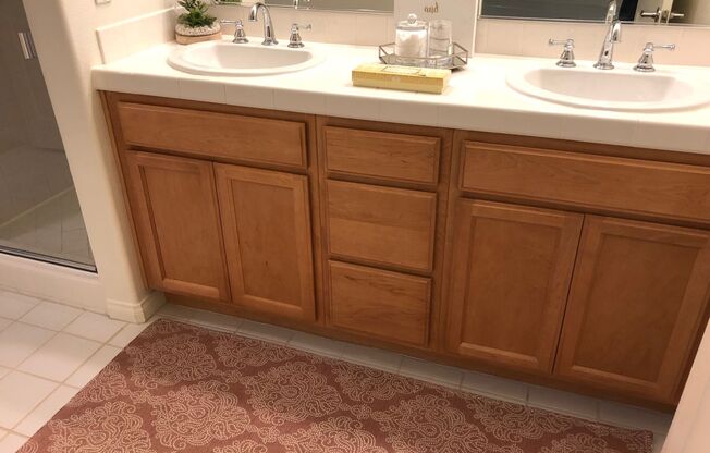 2 beds, 2.5 baths, 1,296 sqft, $3,200, Unit 8714-207