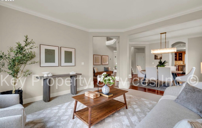 Gorgeous 4-Bedroom Orchards Home