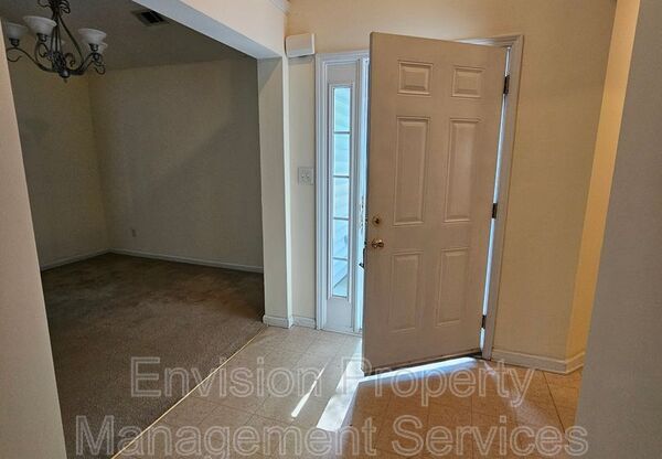 3989 MDW GLN WAY