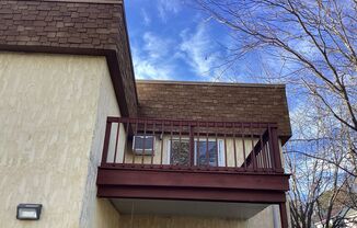 2 beds, 1 bath, $1,200