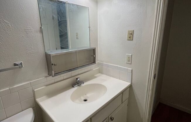 1 bed, 1 bath, 600 sqft, $675, Unit Unit 108