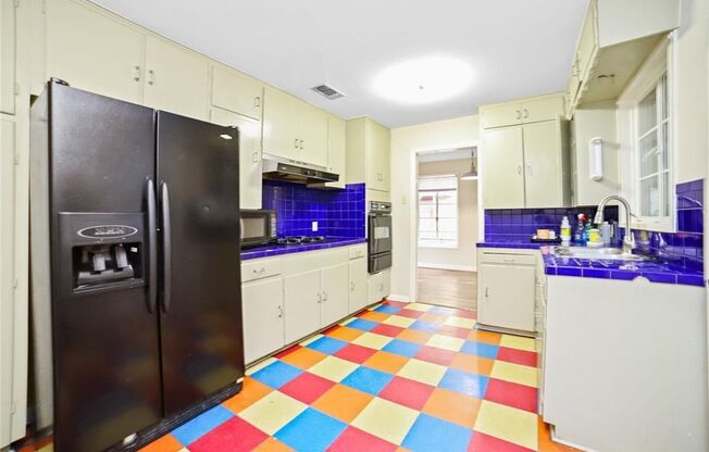 2905 Robinson Duplex