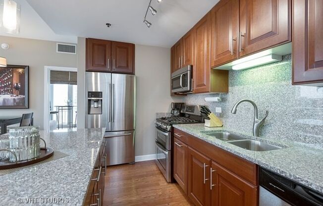 Southloop 2b2b comfortable living!