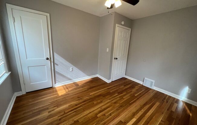 2 beds, 1 bath, $1,395