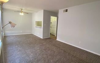 2 beds, 1 bath, $775, Unit #1