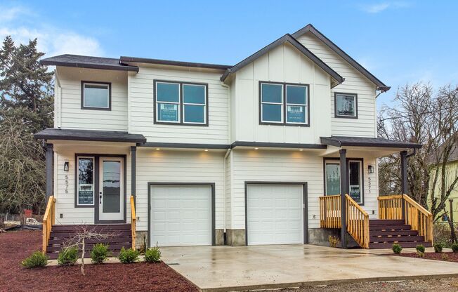 2 WEEKS FREE! NEW CONSTRUCTION 3bd/2.5bath Near Powell Butte Nature Park w/ Sprawling Yard