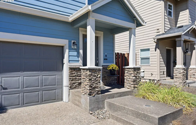 Spacious 4-Bedroom Home in Canby with Fenced Backyard & 2-Car Garage!
