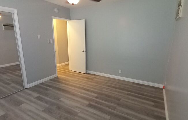 7528 Norton Ave - Layton