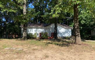 3 beds, 1 bath, $1,150