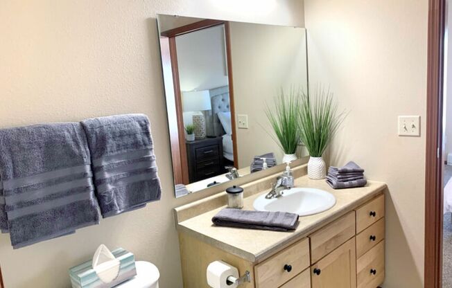 2 beds, 2 baths, 1,082 sqft, $1,800, Unit 1310-214