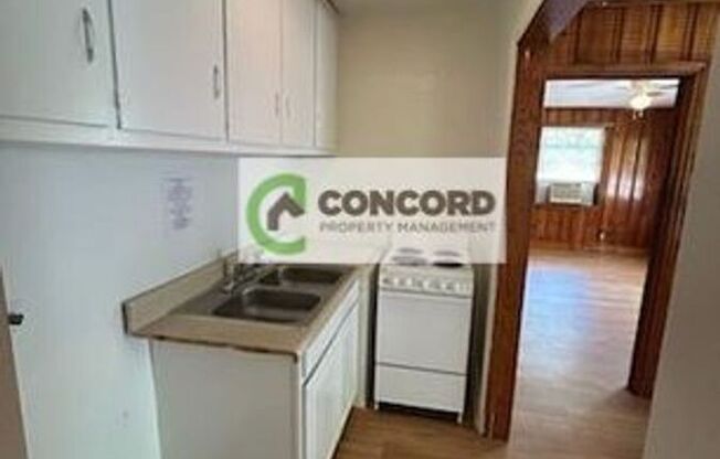 621 AVE 01