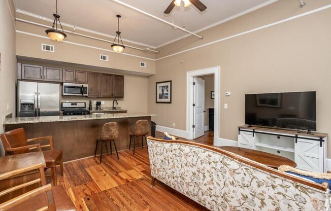 610 Mulberry Street, #1