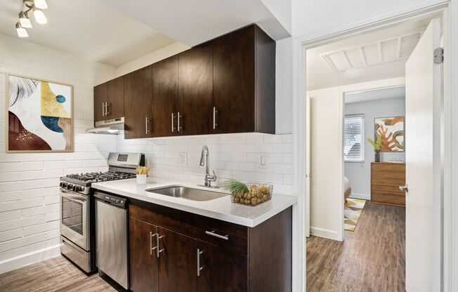 1 bed, 1 bath, 654 sqft, $1,199, Unit 159